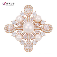 Xuping Fashion luxe plaqué or cristaux de Swarovski Pearls bijoux en forme de fleur élément broche -00010